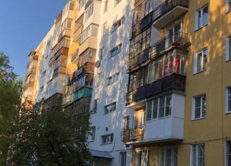 Продам 2-ком. квартиру, 46.9 м2, Нижегородская область, проспект Гагарина, 220