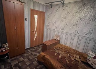Продажа 4-ком. квартиры, 77 м2, Волхов, улица Марата, 2