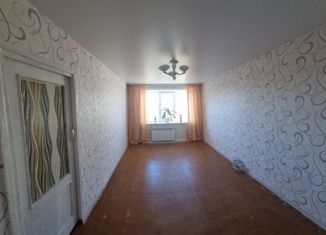 Продается 3-ком. квартира, 62 м2, Невьянск, улица Малышева, 12