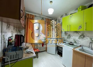 Продам 2-ком. квартиру, 44.3 м2, Белогорск, Советская улица, 5