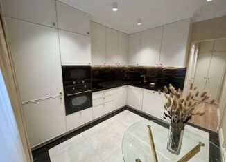 Продается 1-комнатная квартира, 36 м2, Москва, улица Кадырова, улица Кадырова, 4