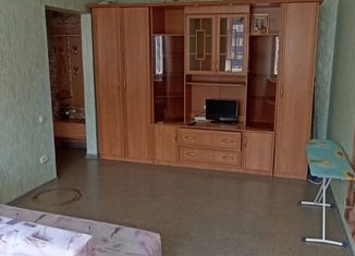 Сдам однокомнатную квартиру, 42.3 м2, Магнитогорск, улица Зелёный Лог, 35