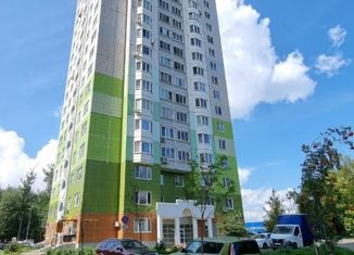 Продается трехкомнатная квартира, 75 м2, Москва, Синявинская улица, 11к1, САО