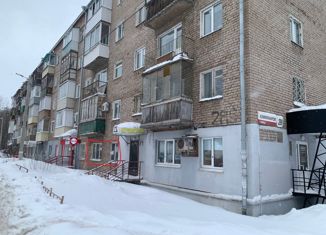 Продам 1-ком. квартиру, 30.6 м2, Ижевск, улица Коммунаров, 289, Центральный жилой район