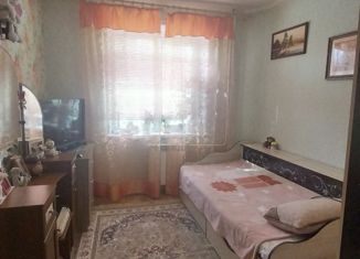Трехкомнатная квартира на продажу, 65.4 м2, Тюменская область, 9-й микрорайон, 27