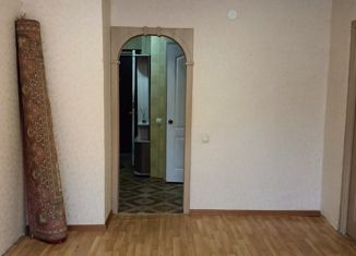 Продам 2-комнатную квартиру, 40 м2, Пермь, Кировский район, Магистральная улица, 38