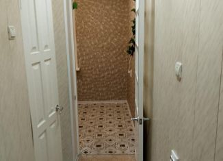 Продается 1-комнатная квартира, 33 м2, Будённовск, 8-й микрорайон, 17