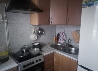 Продажа 2-комнатной квартиры, 45 м2, Радужный, 3-й микрорайон, 5