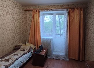 Продам 2-комнатную квартиру, 45.5 м2, Артём, Севастопольская улица, 20