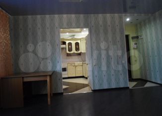 Сдам в аренду трехкомнатную квартиру, 62 м2, Томск, Академический проспект, 17, Советский район