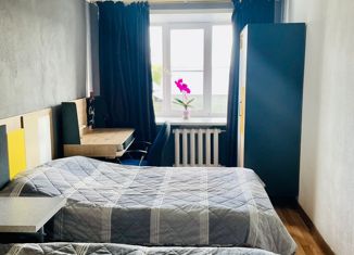 Продается трехкомнатная квартира, 62.9 м2, деревня Глебовское, улица Строителей, 6