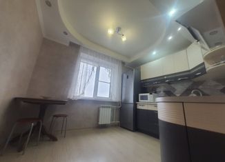 Двухкомнатная квартира в аренду, 62 м2, Ростовская область, улица Северный Массив, 15