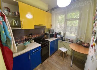Продам 3-ком. квартиру, 57.9 м2, Москва, Гвардейская улица, 8, Гвардейская улица