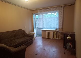 Продам 1-ком. квартиру, 32.3 м2, Пикалёво, Школьная улица, 35