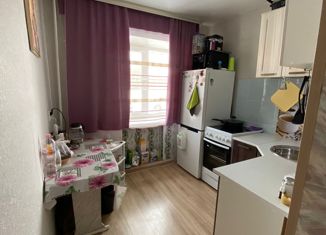 Продается 1-ком. квартира, 28.9 м2, Мыски, 8-й квартал, 4