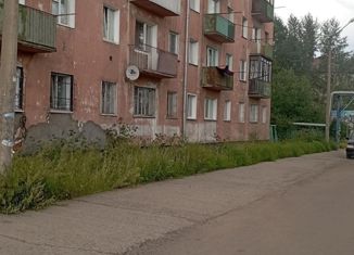 Продаю 1-ком. квартиру, 31.8 м2, Усть-Кут, улица Речников, 3