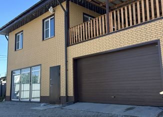 Продам дом, 200 м2, село Ильинка, Плодородная улица