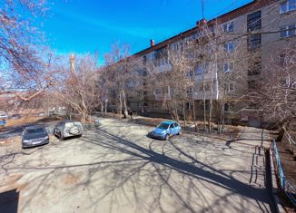 Продажа 2-комнатной квартиры, 43 м2, Екатеринбург, улица Отто Шмидта, 70, улица Отто Шмидта