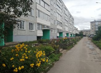 Продажа 2-ком. квартиры, 53.9 м2, Кировская область, Садовая улица, 18