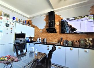Двухкомнатная квартира на продажу, 55 м2, Ростовская область, проспект Королёва, 12