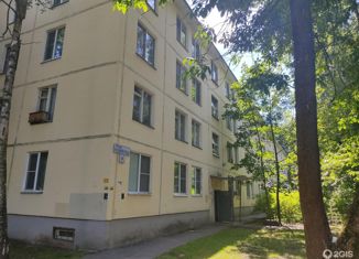 Продажа 3-комнатной квартиры, 55 м2, Колпино, площадь Коммуны, 9