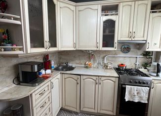 Двухкомнатная квартира на продажу, 46 м2, Азов, проспект Зои Космодемьянской, 76