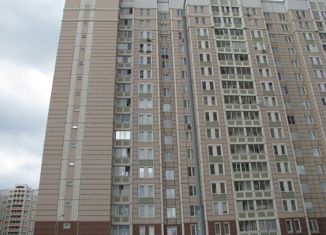 Продаю трехкомнатную квартиру, 75 м2, Москва, проспект Защитников Москвы, 7к2, проспект Защитников Москвы