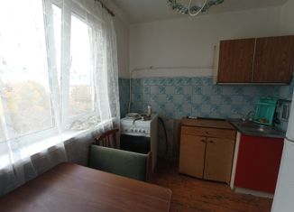 Продается двухкомнатная квартира, 38 м2, Дегтярск, улица Головина, 5