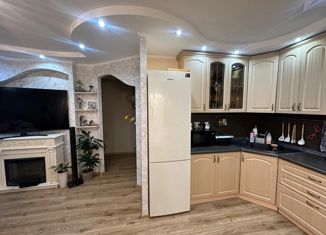 Продаю двухкомнатную квартиру, 54.1 м2, Емва, Ленинградская улица, 15