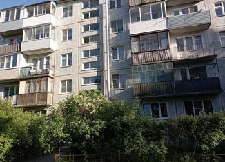 Продается двухкомнатная квартира, 50 м2, Коммунар, Ленинградское шоссе, 20А
