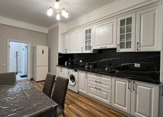 Сдается в аренду 3-комнатная квартира, 117 м2, Дербент, улица Николая Гоголя, 1