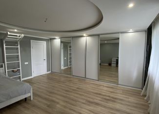 Продам 2-комнатную квартиру, 59.9 м2, Лысьва, улица Бурылова, 9