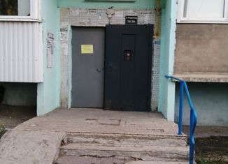 Продаю 2-ком. квартиру, 46.9 м2, Жигулёвск, улица Ленина, 31