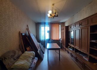 Продается 2-комнатная квартира, 57 м2, Озёрск, Комсомольский проезд, 11