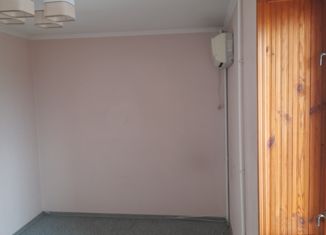 Продаю 2-ком. квартиру, 48 м2, Ростов-на-Дону, улица Курчатова, 64А