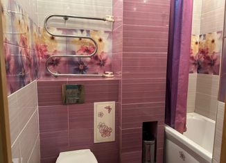 Продается четырехкомнатная квартира, 61.7 м2, Орск, улица Добровольского, 14А