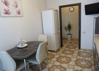 Продам 2-ком. квартиру, 69 м2, Новосибирск, улица Менделеева, 11, улица Менделеева