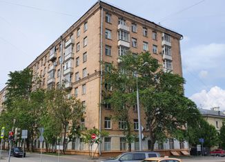 Продаю трехкомнатную квартиру, 77 м2, Москва, Варшавское шоссе, 85к1, метро Нахимовский проспект