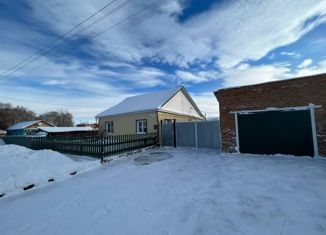 Продается дом, 125 м2, рабочий посёлок Саргатское, улица Чапаева, 19