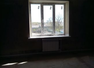 Продам 2-ком. квартиру, 63 м2, Россошь, улица Ленина, 4