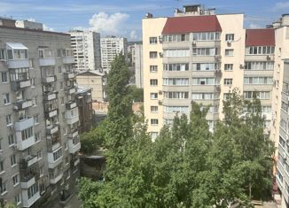 Продаю 2-комнатную квартиру, 50.5 м2, Саратов, улица имени В.И. Чапаева, 79