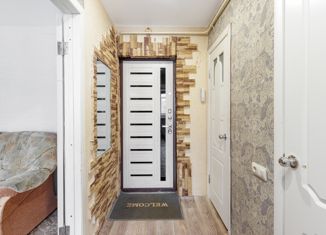 Однокомнатная квартира на продажу, 36 м2, посёлок городского типа Медведево, улица Мира, 6