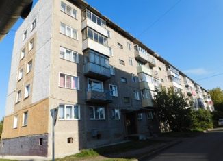 Продажа 2-комнатной квартиры, 43.5 м2, Мыски, улица Вахрушева, 27