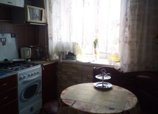 Продам 2-комнатную квартиру, 43.3 м2, поселок городского типа Стройкерамика, улица Дружбы, 7