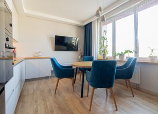 Продаю 3-ком. квартиру, 65.2 м2, Санкт-Петербург, улица Обручевых, 5, улица Обручевых