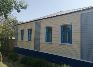 Продажа четырехкомнатной квартиры, 72 м2, Острогожск, бульвар Крамского, 5А