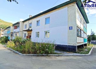 Продается двухкомнатная квартира, 48.6 м2, посёлок городского типа Кавалерово, Больничная улица, 32