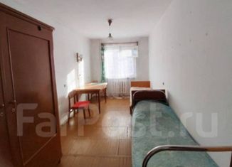 Продаю 3-ком. квартиру, 57.9 м2, Артём, улица Кирова, 8