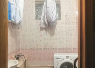 2-комнатная квартира на продажу, 52 м2, Кыштым, улица Демина, 3