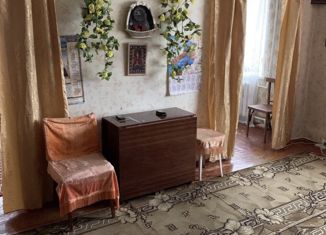 Продажа 4-комнатной квартиры, 60 м2, Каменск-Шахтинский, улица Гагарина, 52